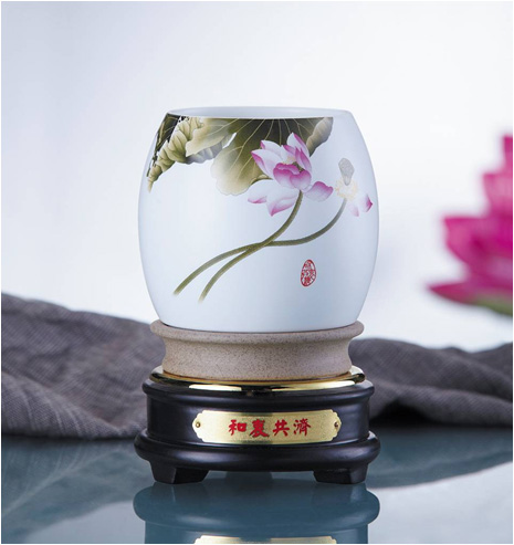 玉映砂旋轉筆筒