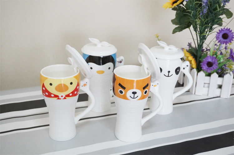 時尚帶蓋陶瓷水杯