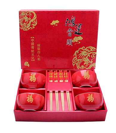 鴻運(yùn)當(dāng)頭“?！彼耐胨目晏籽b