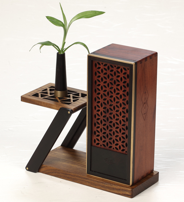 自在空間團(tuán)花音響、凌云花器、云上花架