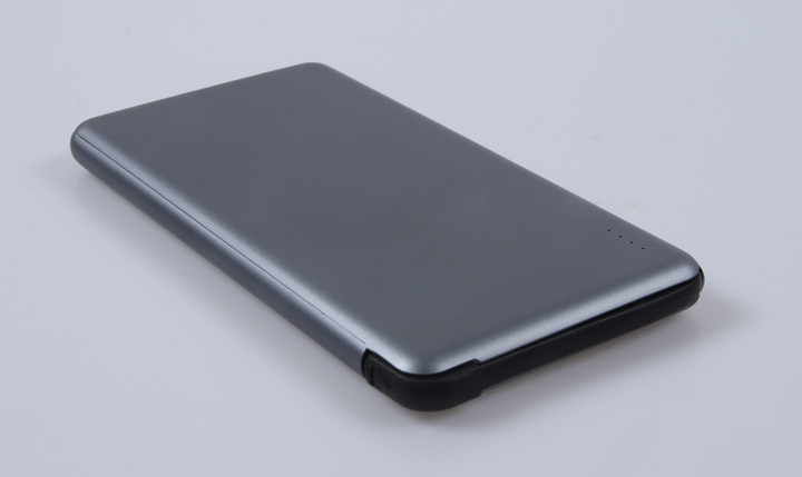 全漢土豪金移動電源C708