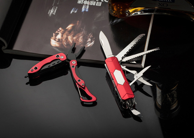 靈頓-弘道瑞士軍刀、工具鉗