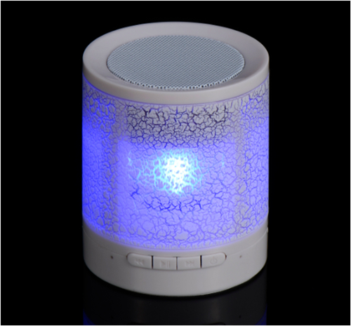 A3藍牙音響、臺燈