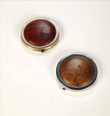 紫檀、金絲楠弧面鏡（喜上眉梢款)