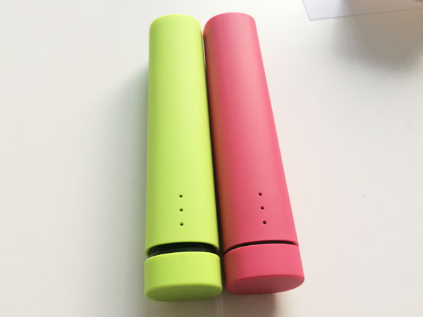 小圓柱帶音響移動(dòng)電源（帶藍(lán)牙）