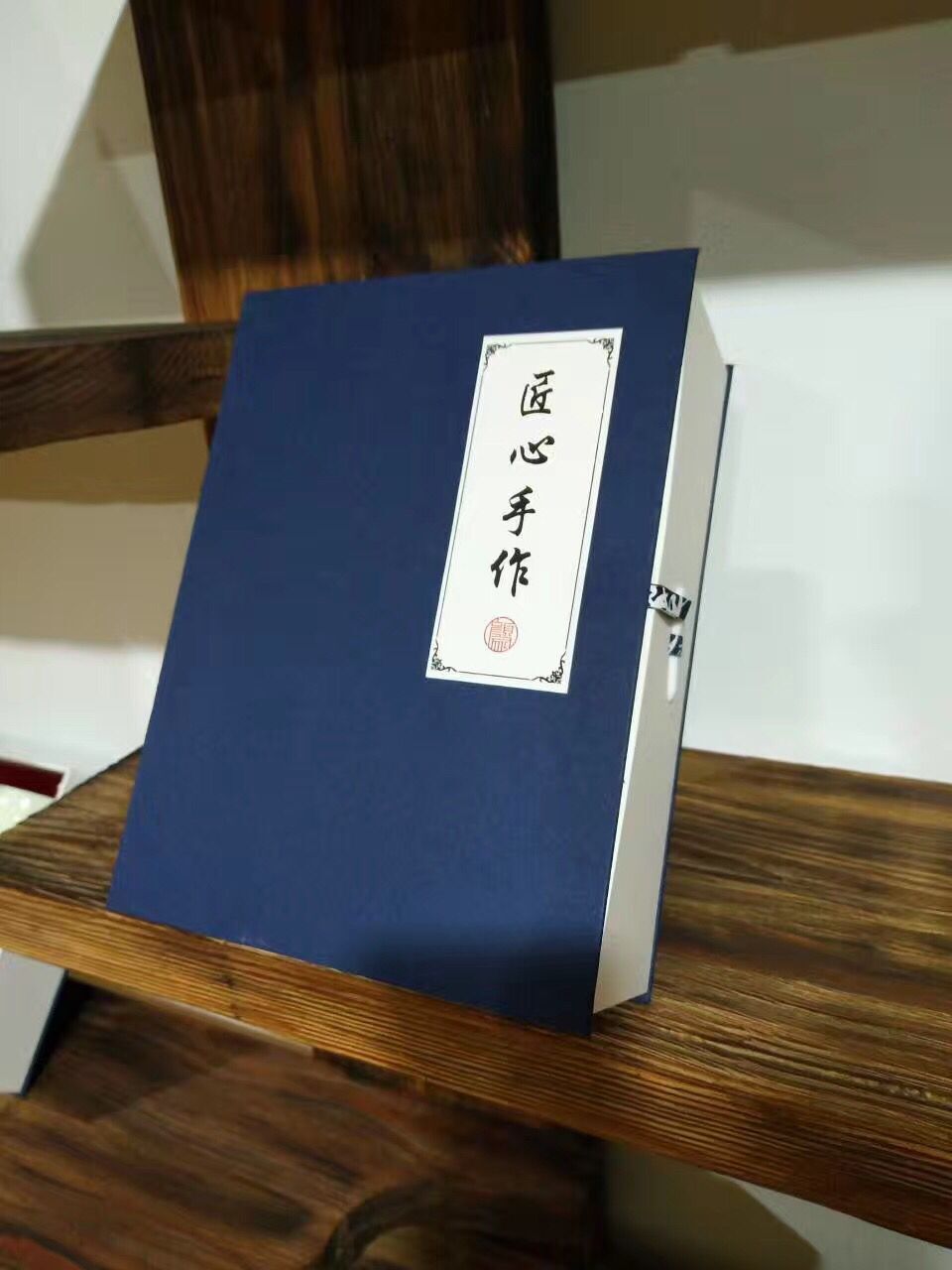 手繪白色美人杯、茶杯